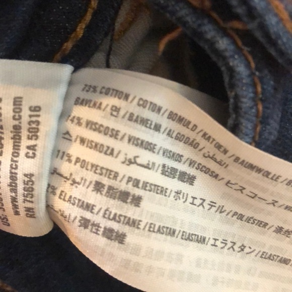 Hollister jeans - Picture 4 of 8